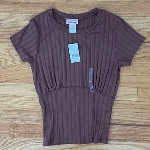 Womens top from the Buckle